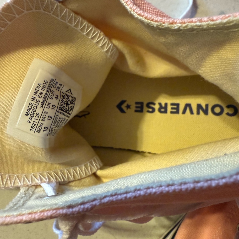 Converse Pink High-Top Sneakers - Picture 4 of 4